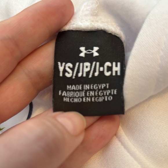NWT Under Armour White Hoodie with Blue and Green Logo Youth Small - Picture 13 of 13